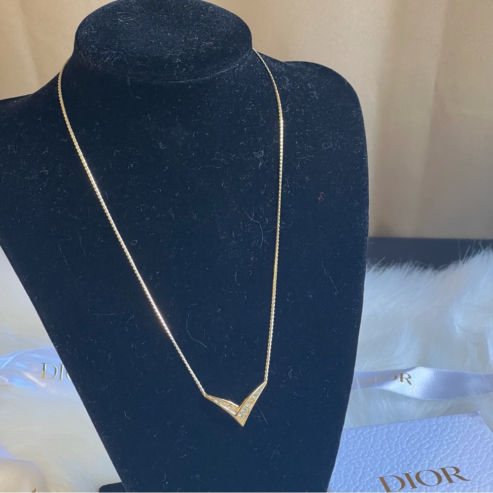 Christian Dior
Vintage 1980s
Gold
Rhinestone
Pendant 
Choker 
Necklace
Bundle - Picture 11 of 16